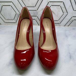 Gianni Bini Red pumps